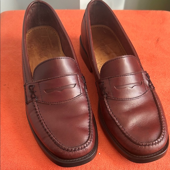 Weejuns Bass Katherine II Elegant Burgundy Leather Loafers - Picture 1 of 5